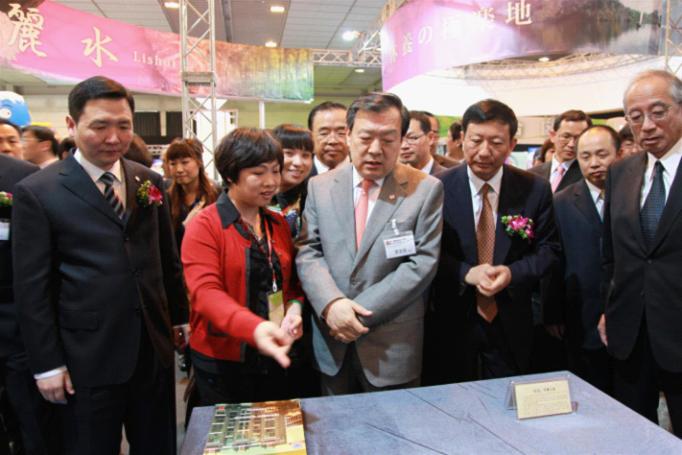 王星记产品再次远渡重洋
